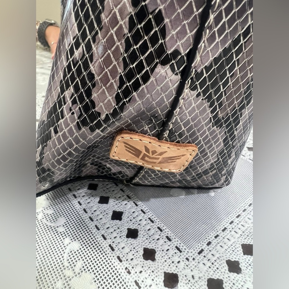 Consuela Tote - Picture 3 of 7